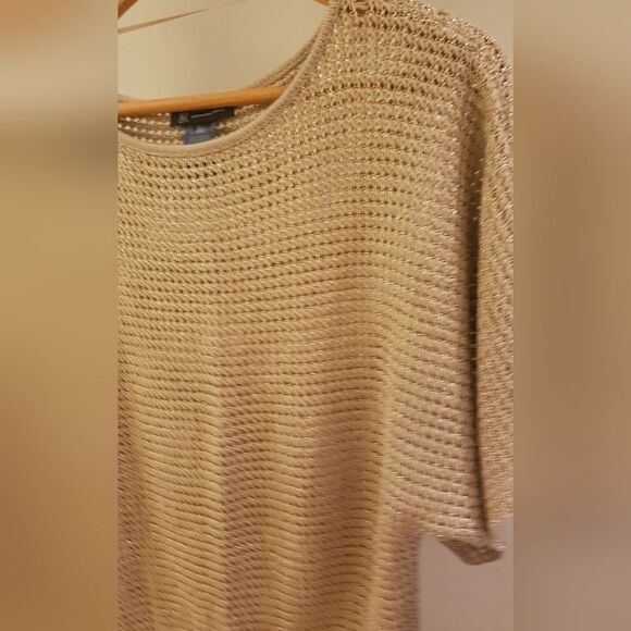 INC International Concepts *NWOT* GOLD Sweater Size Medium * Stunning! - Picture 2 of 14